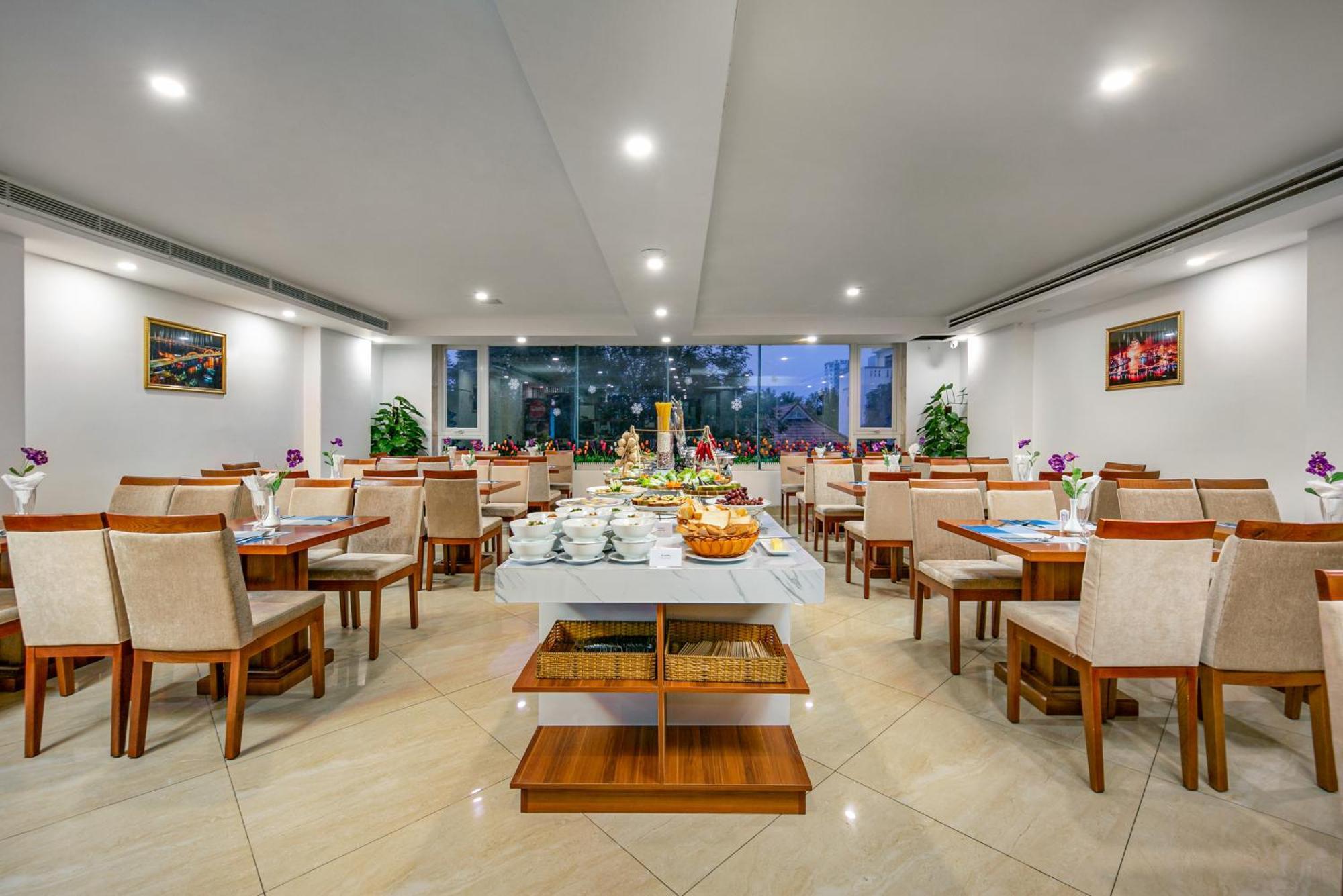 Prague Da Nang Beach Hotel Exterior foto